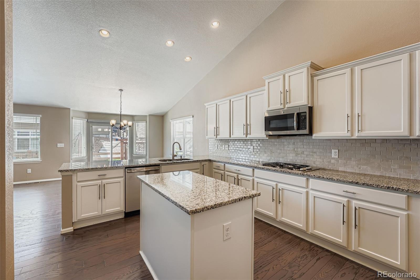 Photo of Listing #8496315