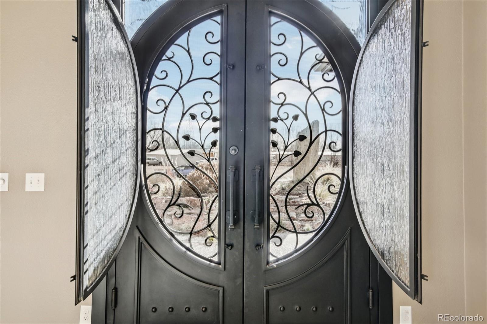 Photo of Listing #8512109