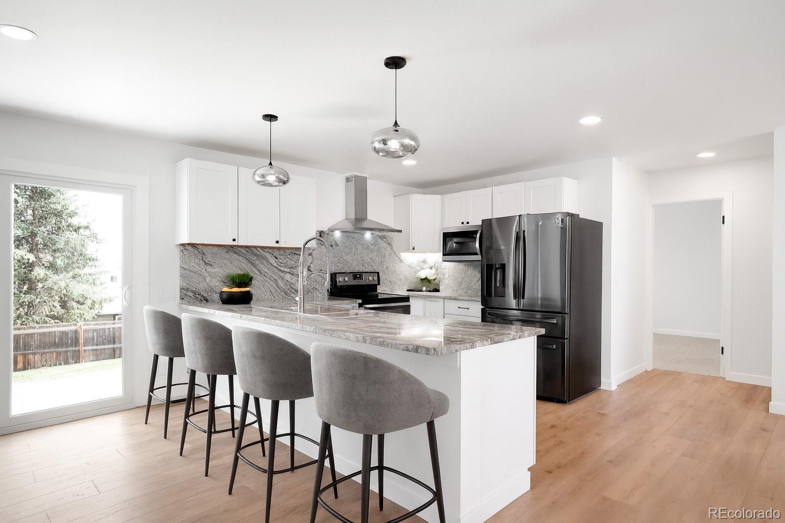 Photo of Listing #8516376