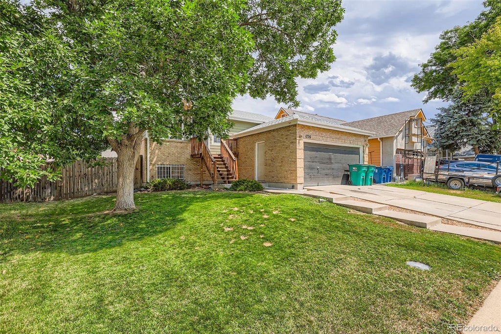 1776 Fraser Court, Aurora