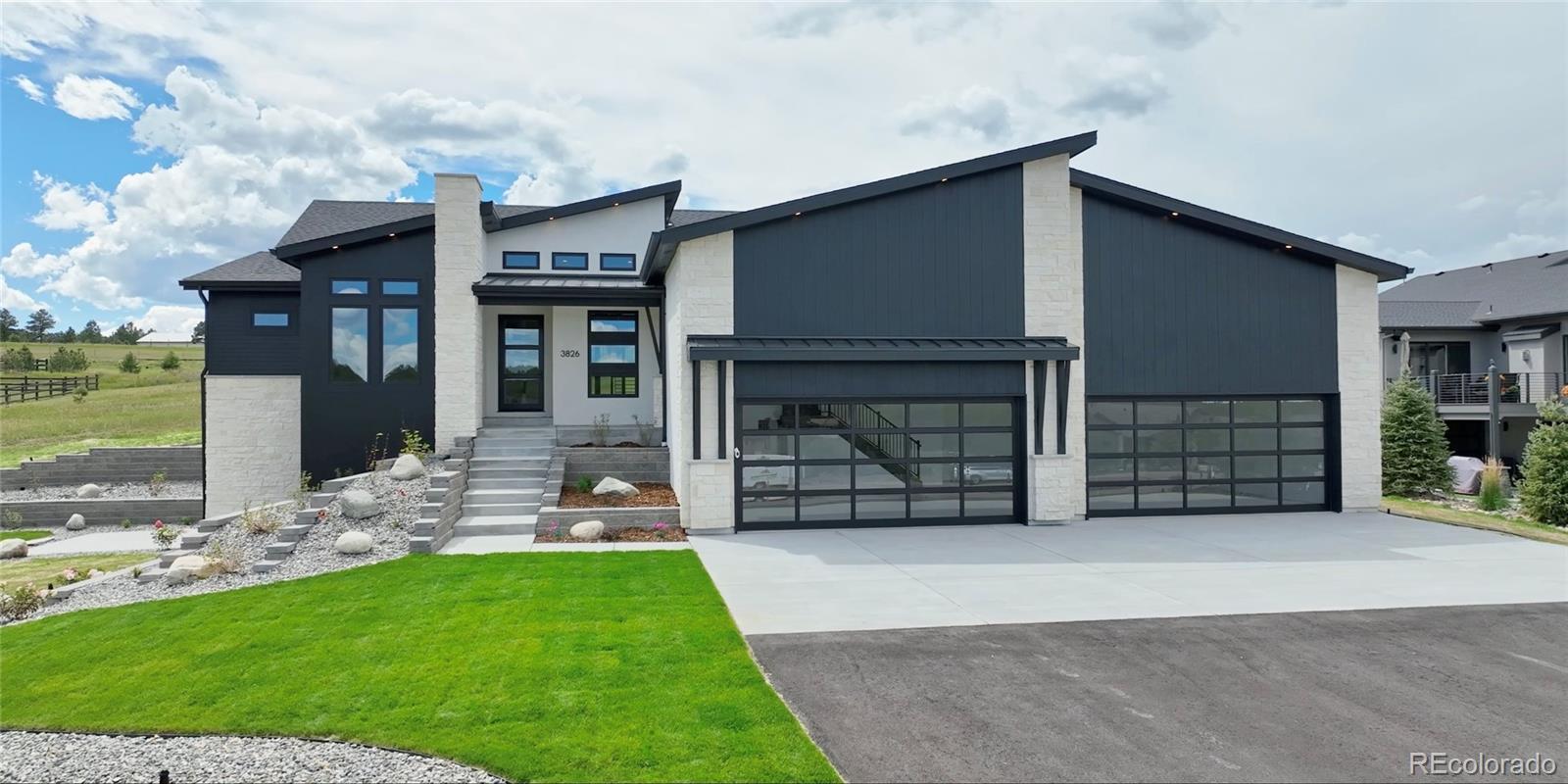 Photo of Listing #8606846