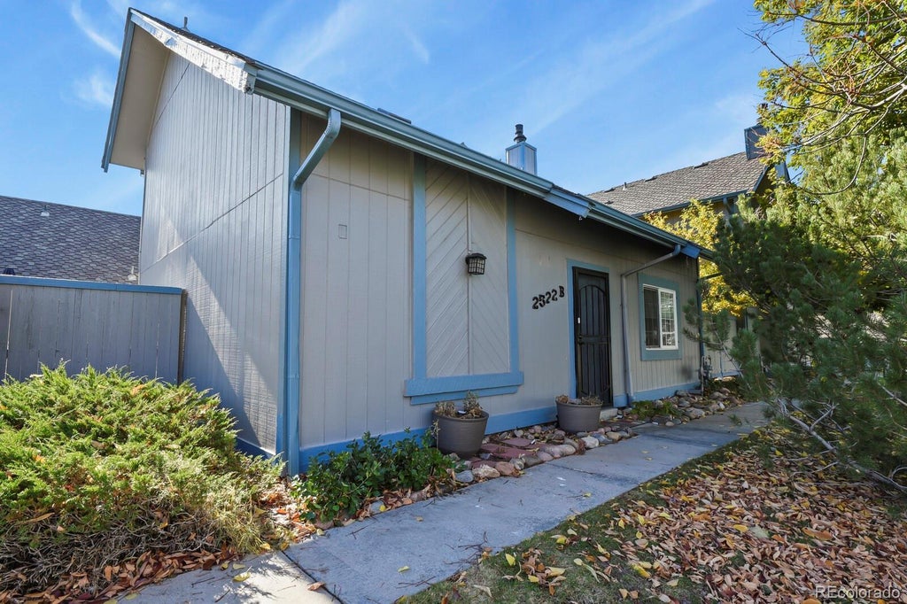 2522 S Worchester Court B, Aurora