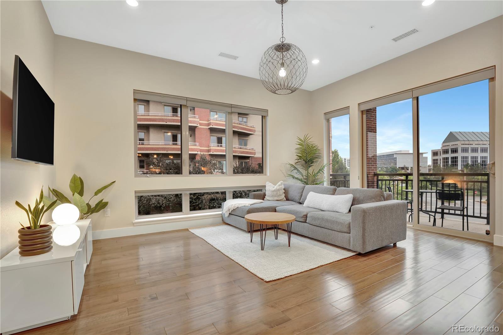 Photo of Listing #8619561