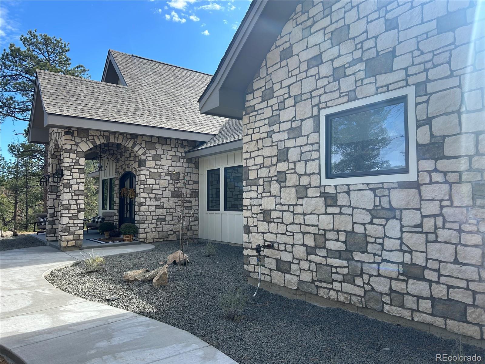 Photo of Listing #8728520