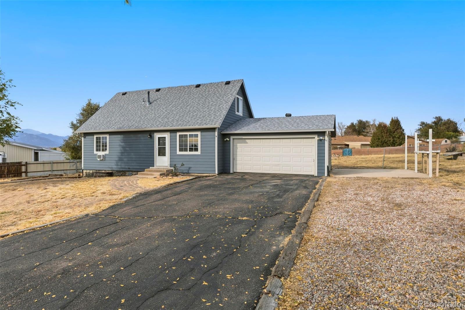 Photo of Listing #8819936