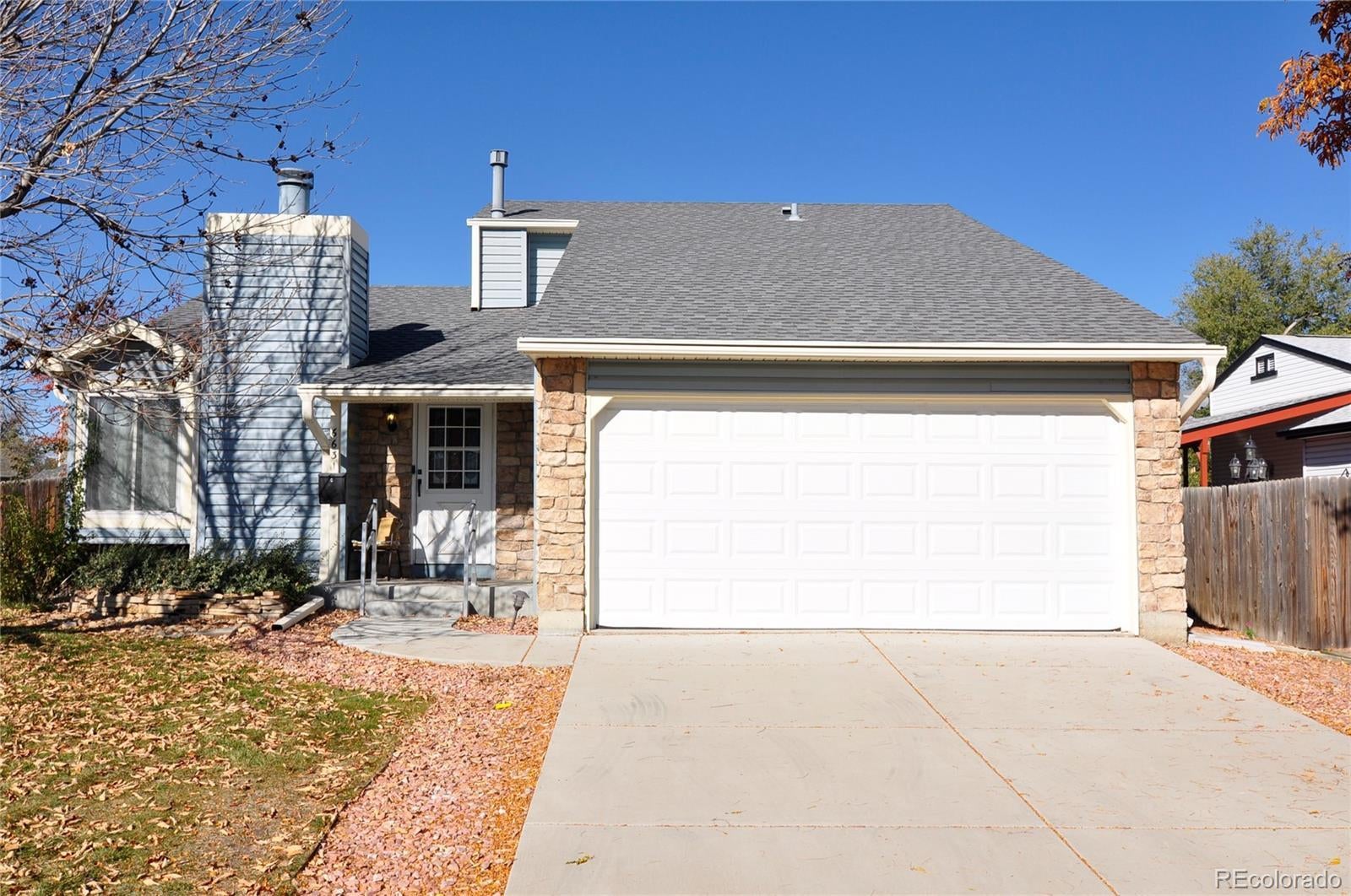 Photo of Listing #8824121