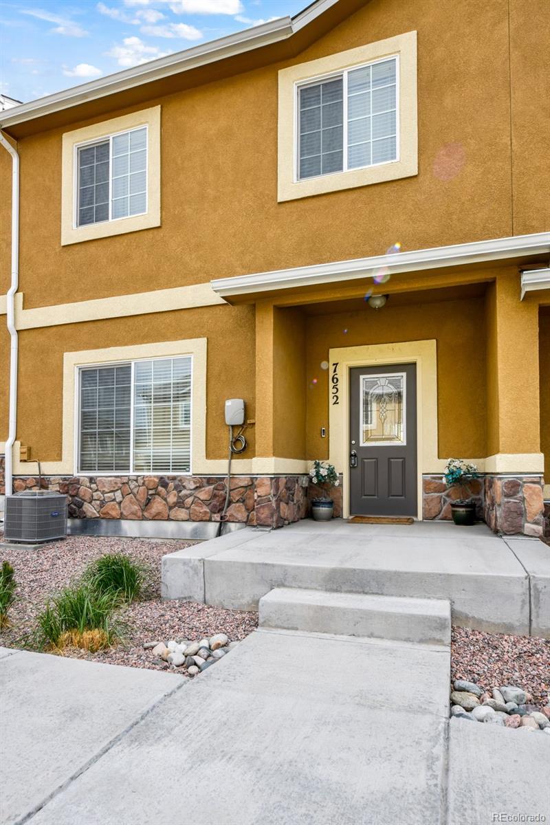 Photo of Listing #8836449