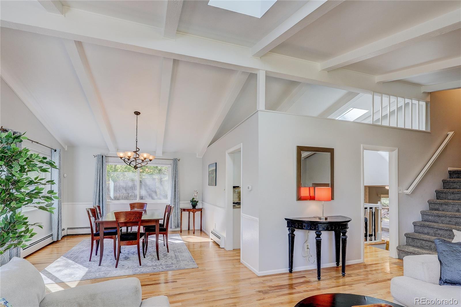 Photo of Listing #8888629