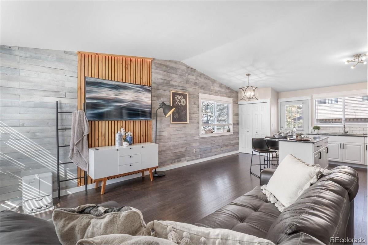 Photo of Listing #8890586