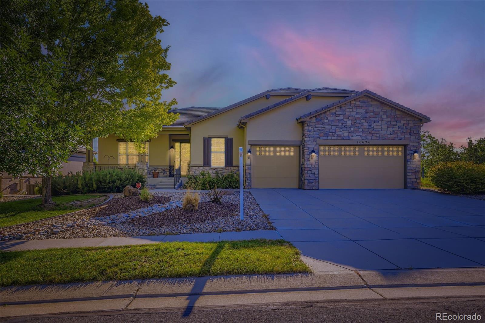 Photo of Listing #8893802