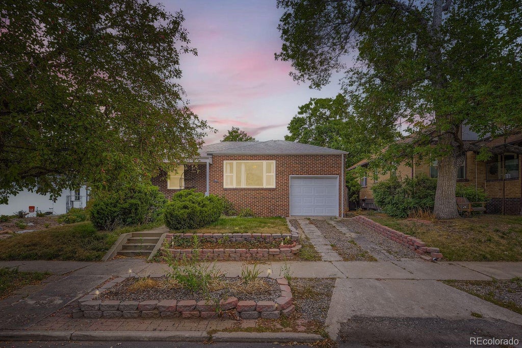 2070 S Grant Street, Denver