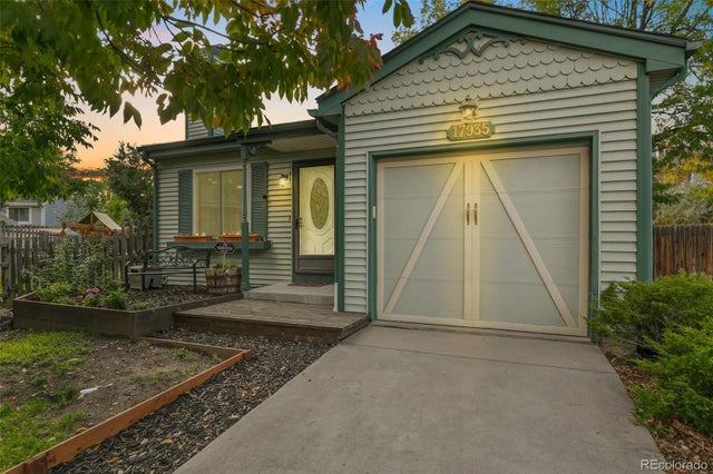 17935 E Columbia Avenue, Aurora