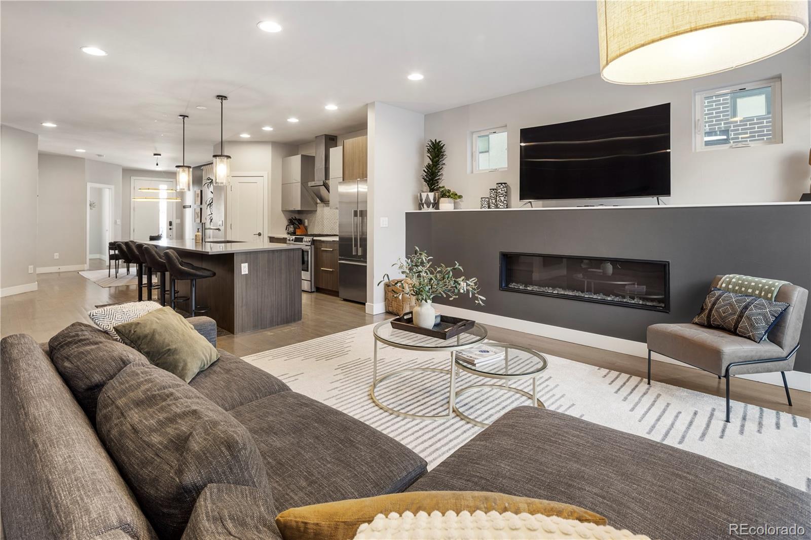 Photo of Listing #8915010