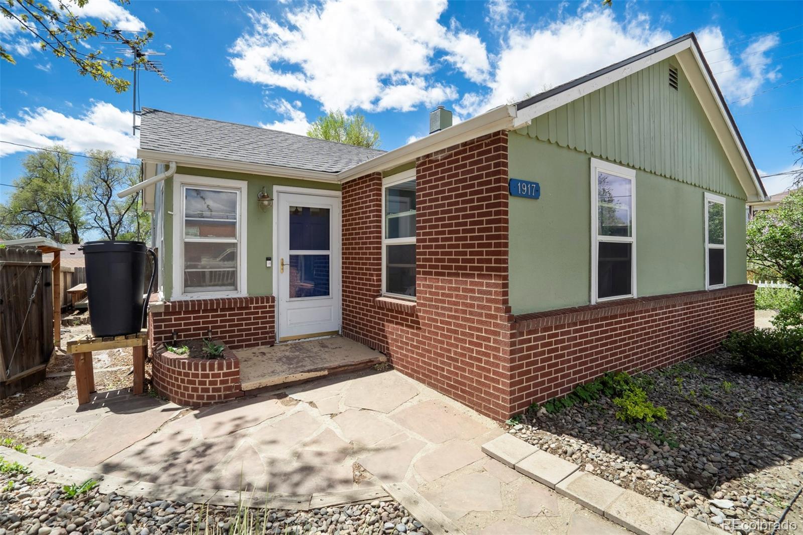 Photo of Listing #8925796