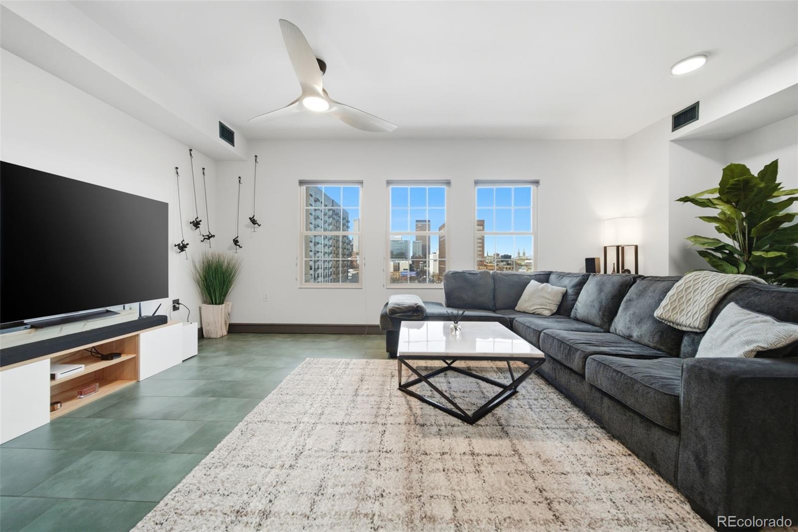 Photo of Listing #8927725