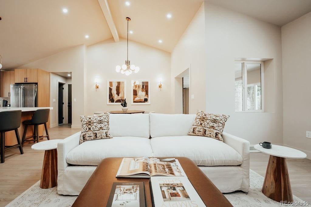 Photo of Listing #8928195