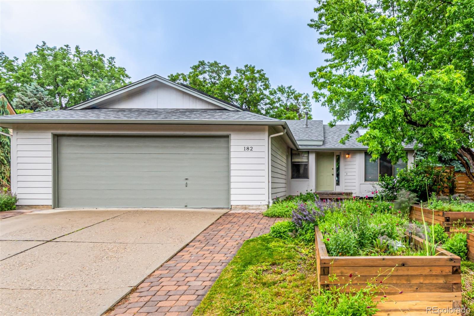 Photo of Listing #8933792