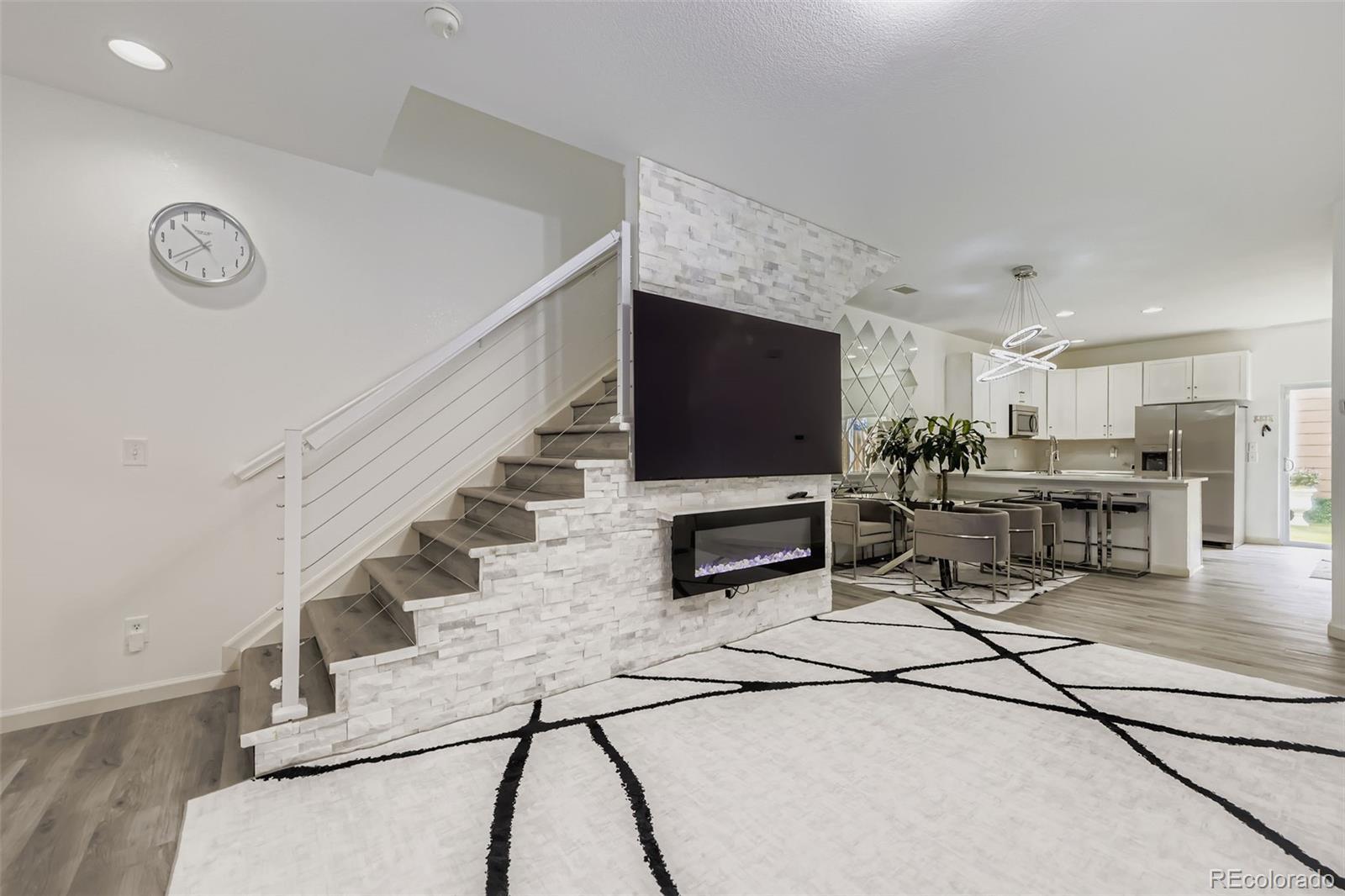 Photo of Listing #8940626