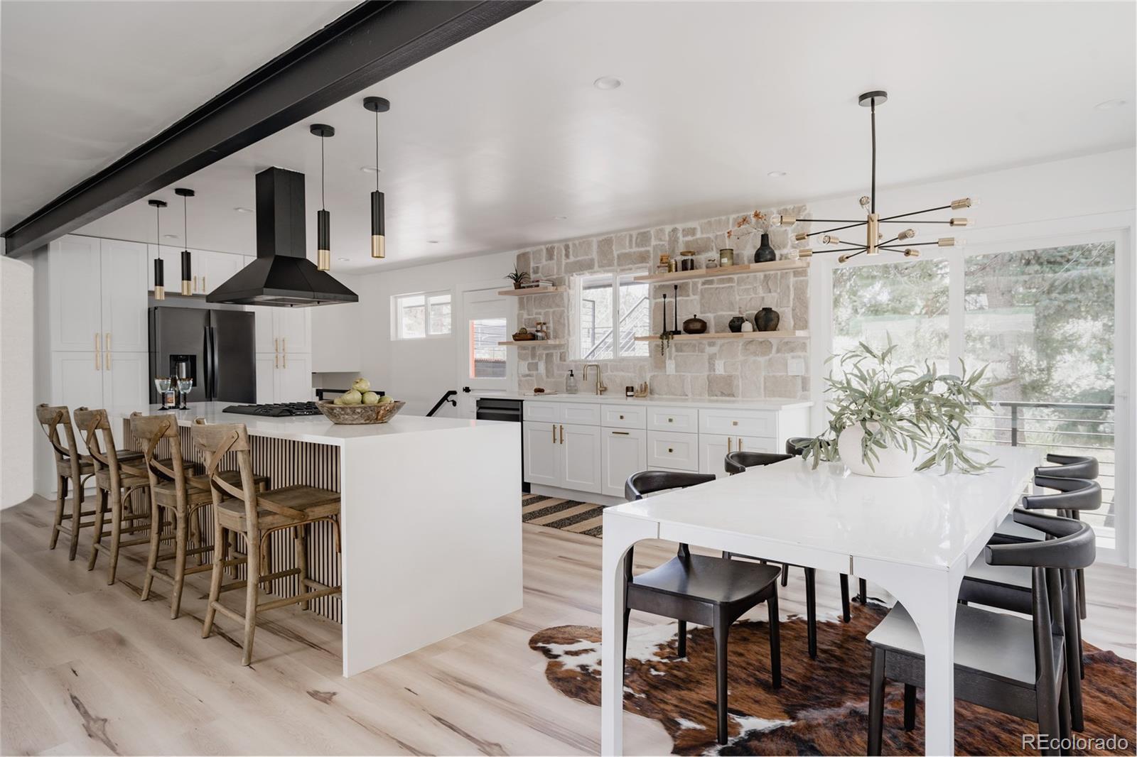 Photo of Listing #8998405