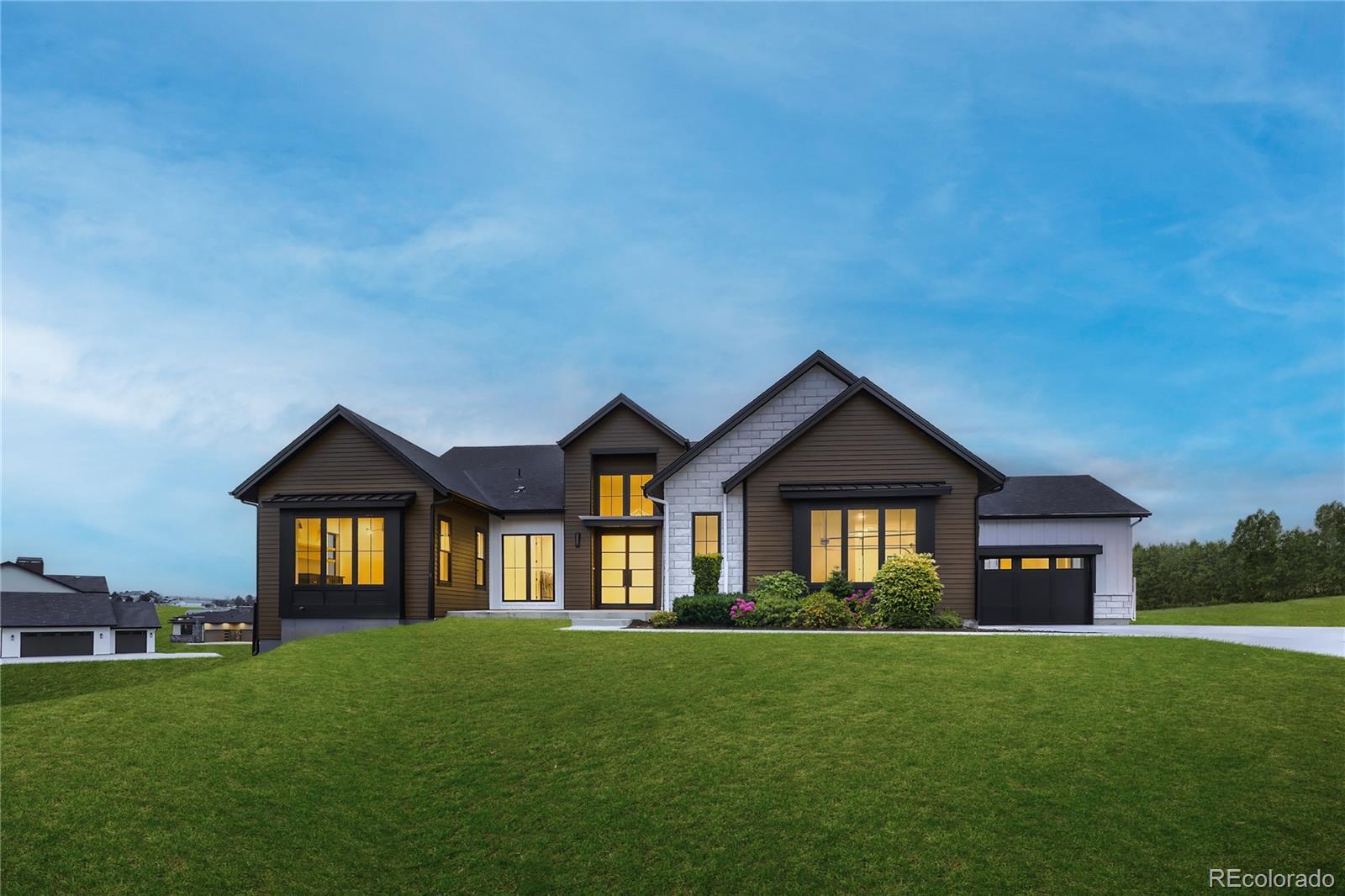 Photo of Listing #9033974