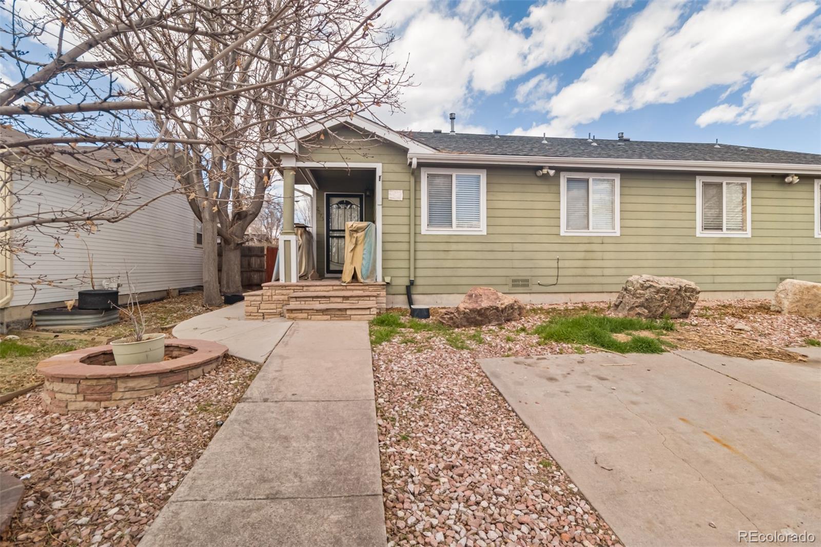 Photo of Listing #9035872