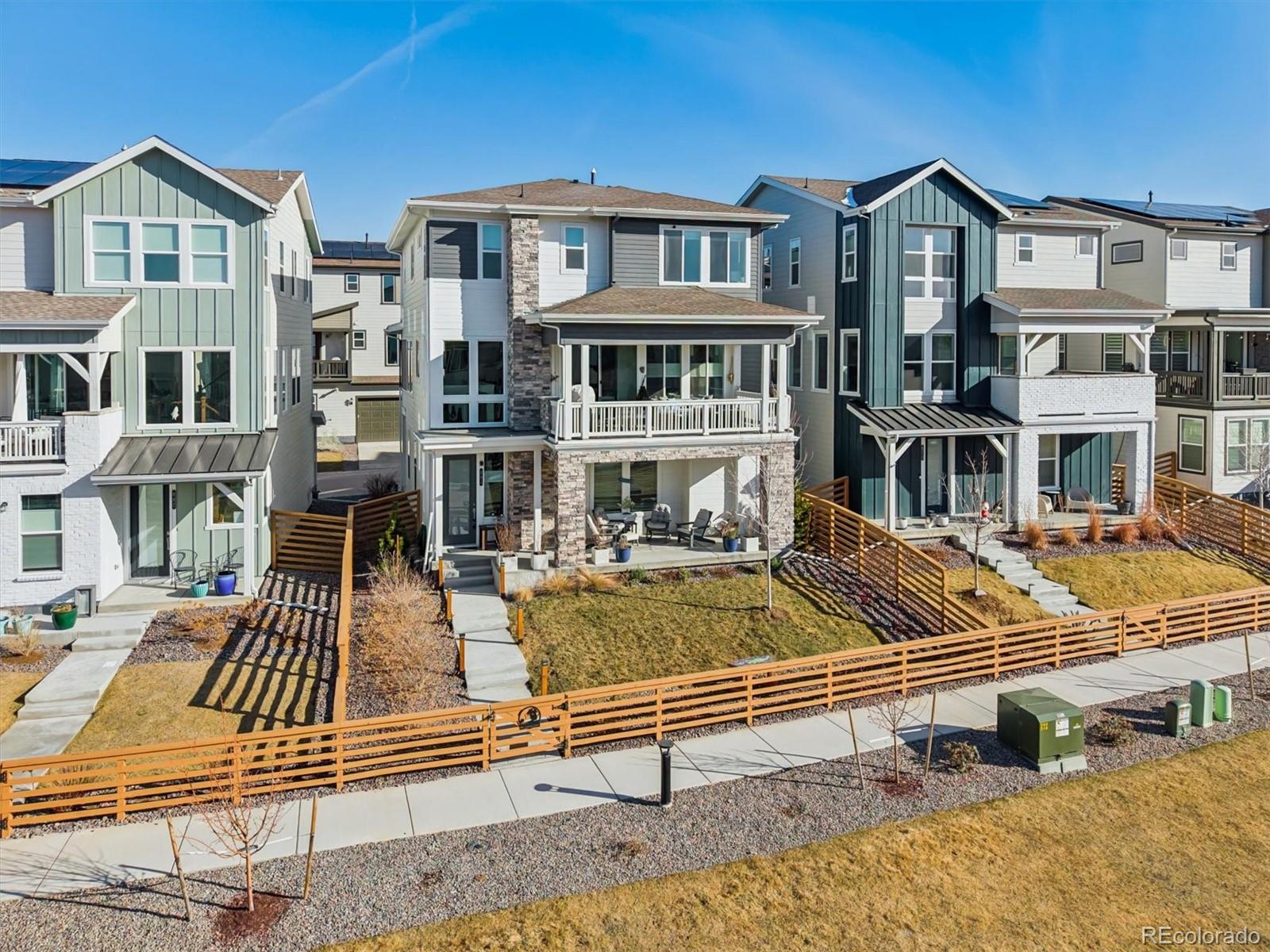 Photo of Listing #9039356