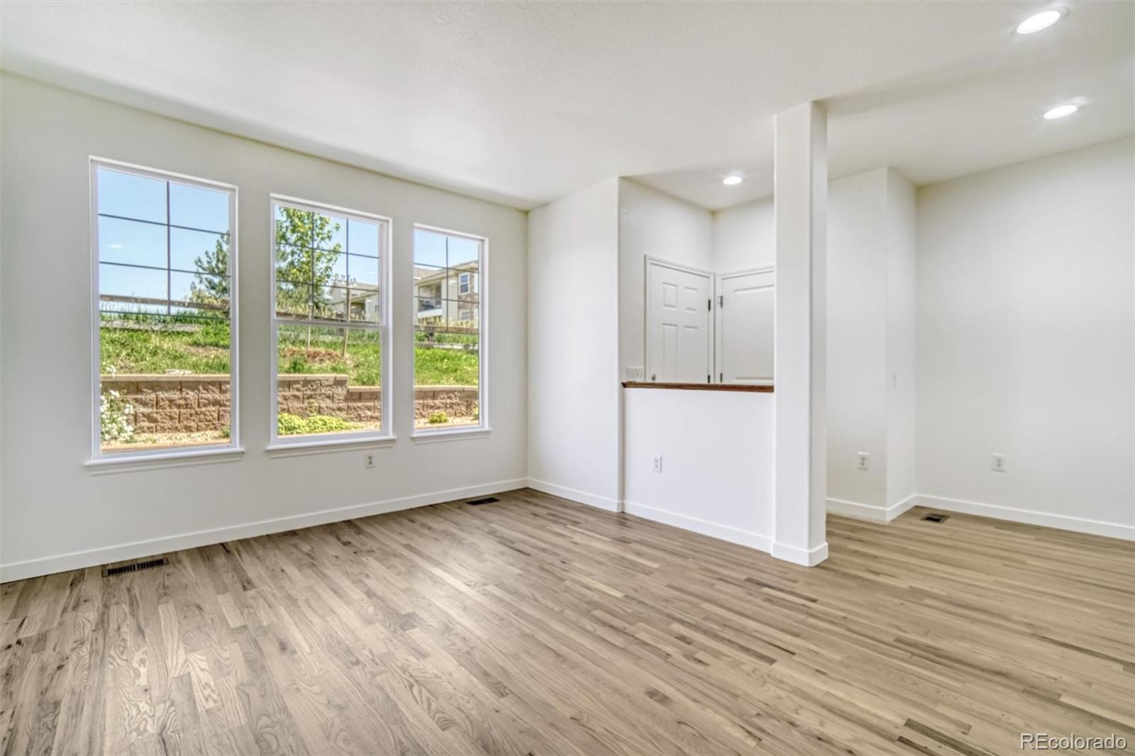 Photo of Listing #9041425