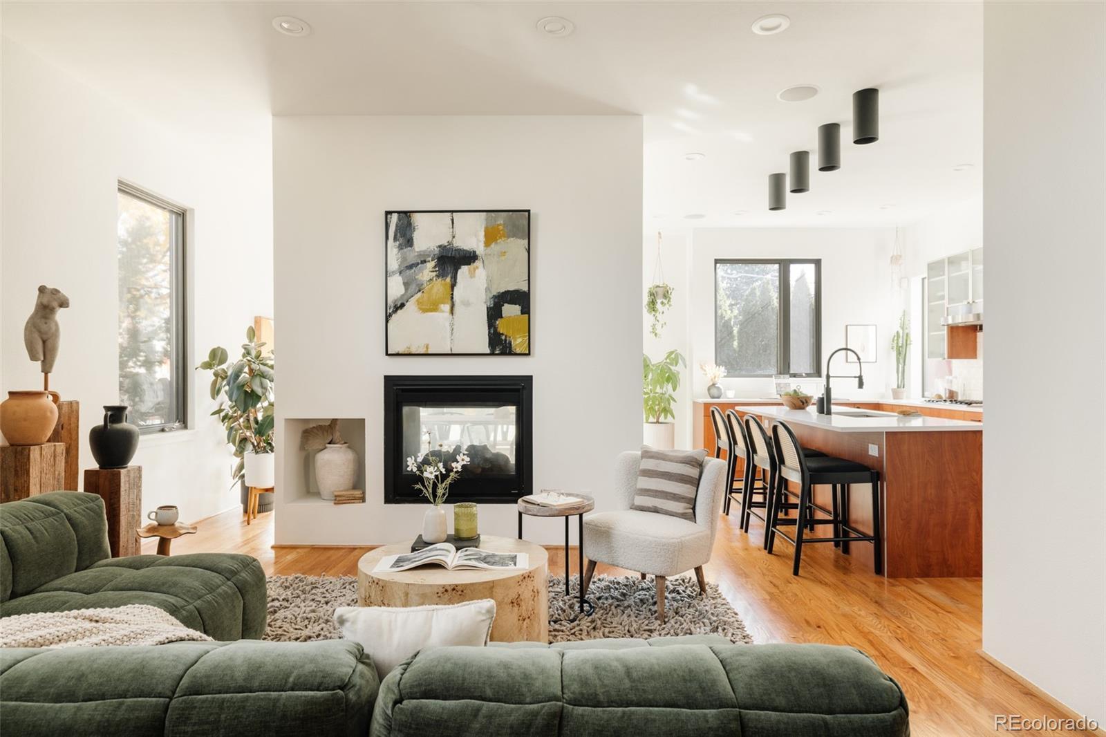 Photo of Listing #9041759