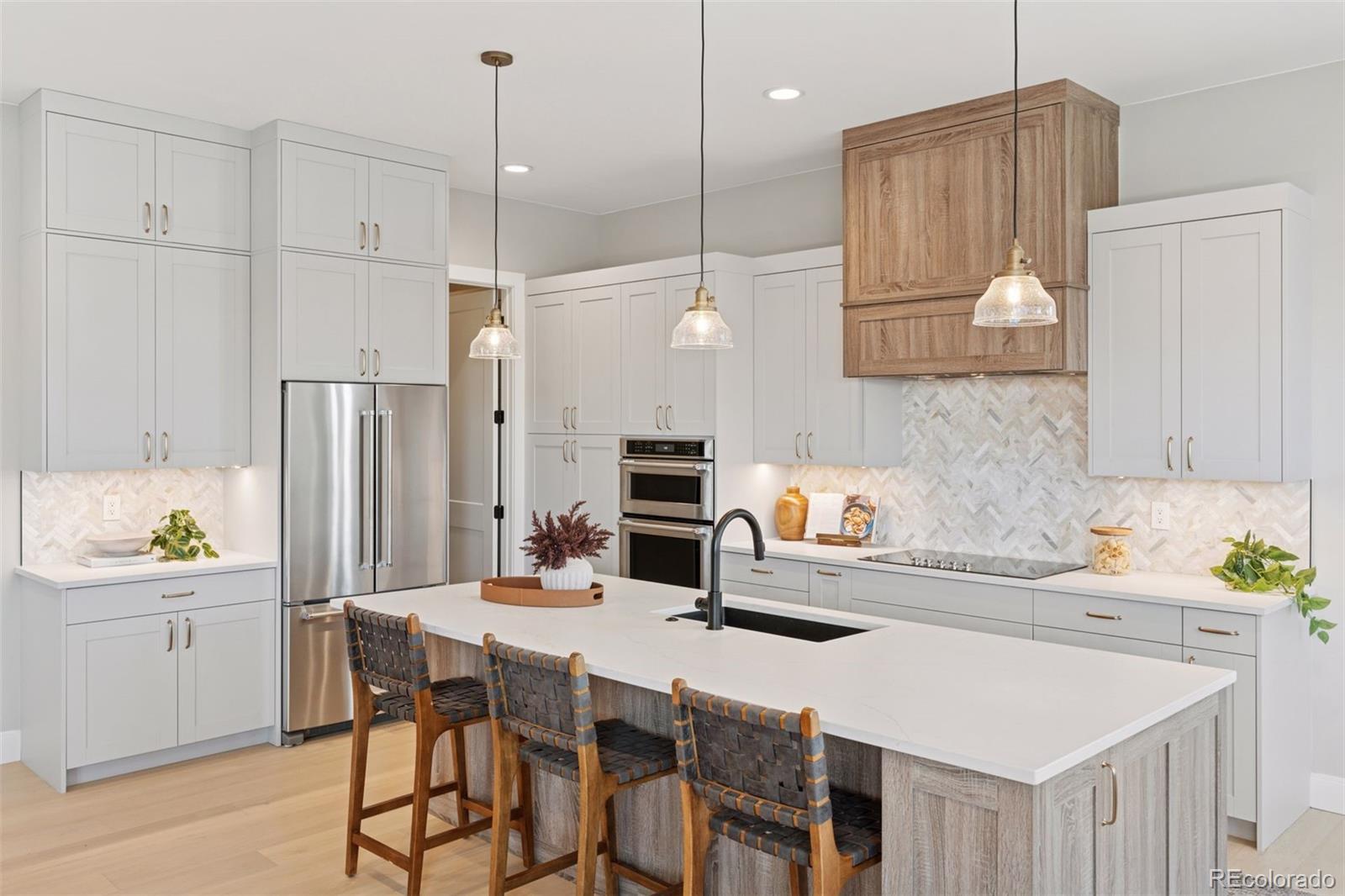 Photo of Listing #9042790