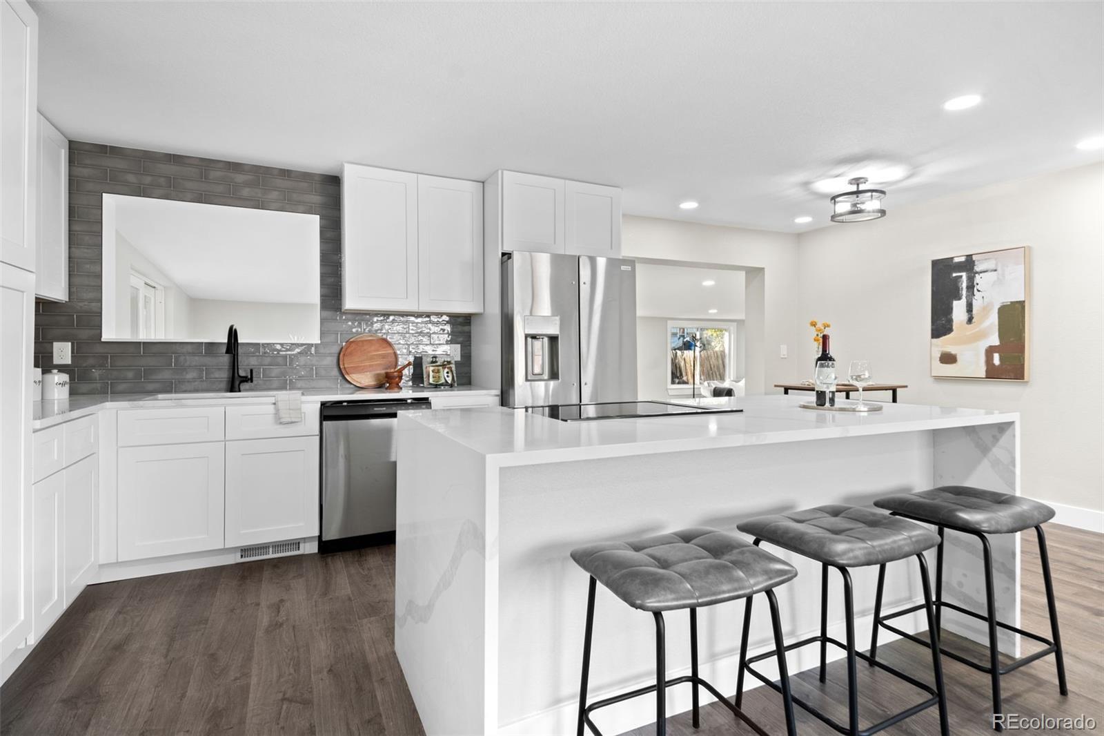 Photo of Listing #9044342