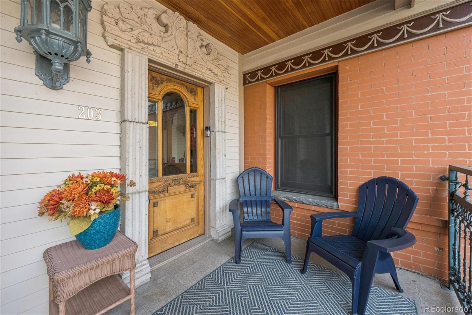 Photo of Listing #9045747