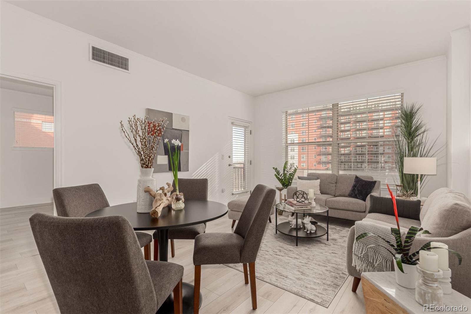 Photo of Listing #9045813