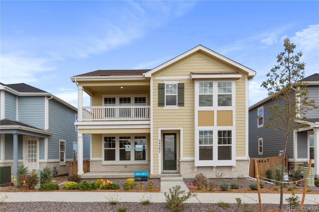 24207 E 53rd Drive, Aurora