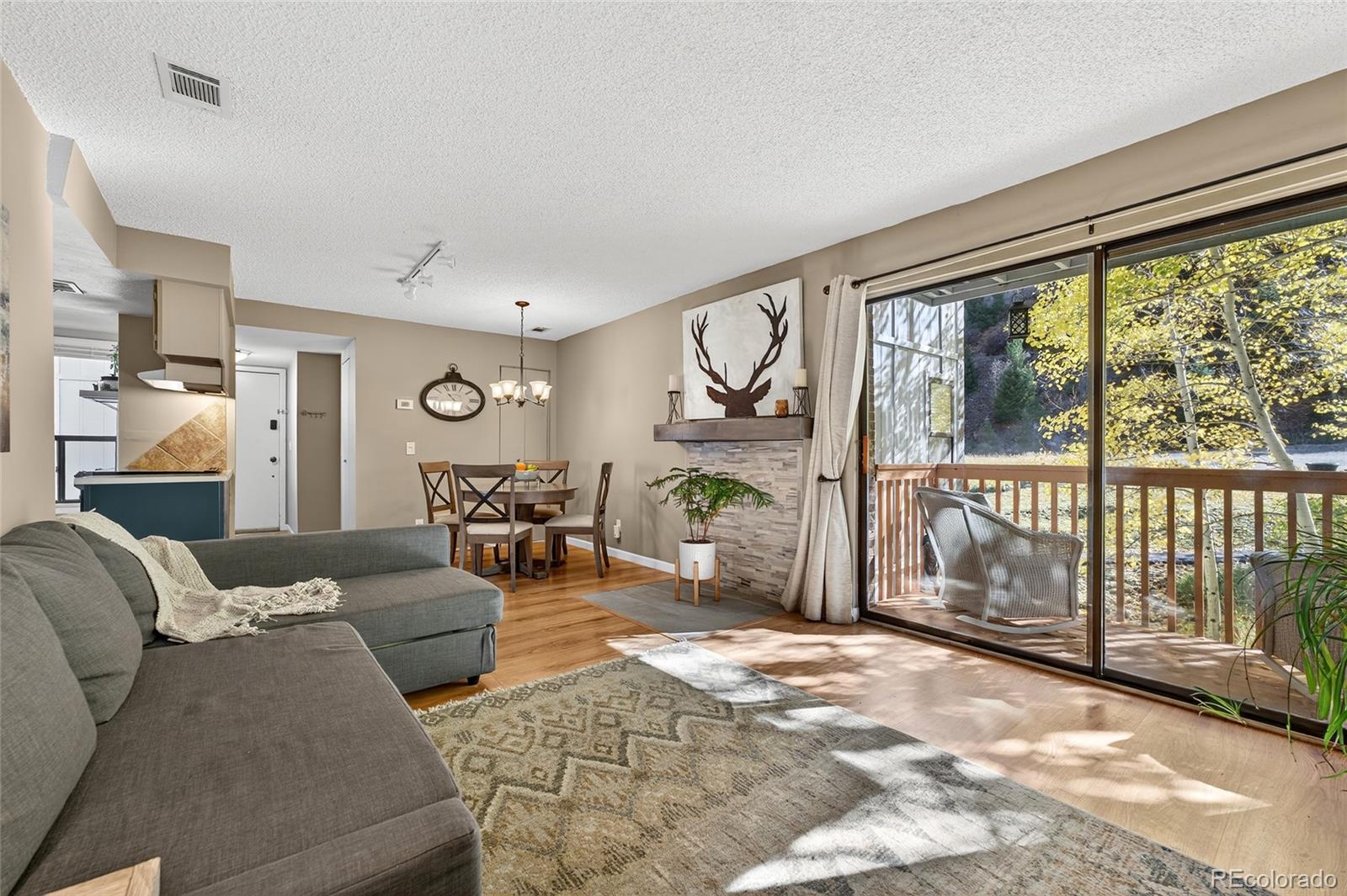 Photo of Listing #9079561