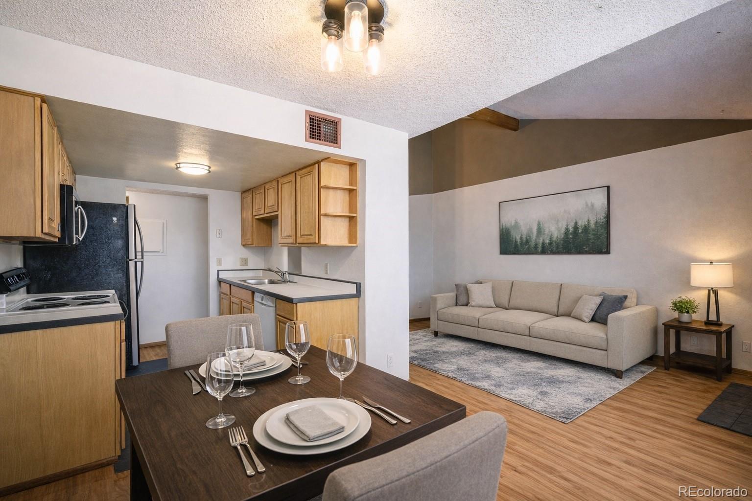 Photo of Listing #9079633