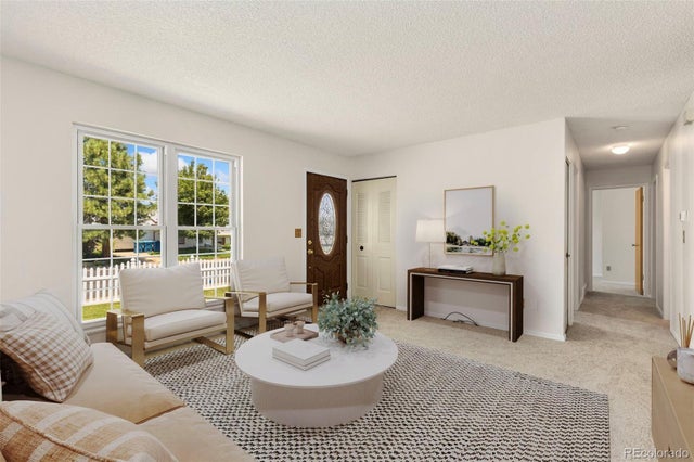 946 W Willow Street, Louisville