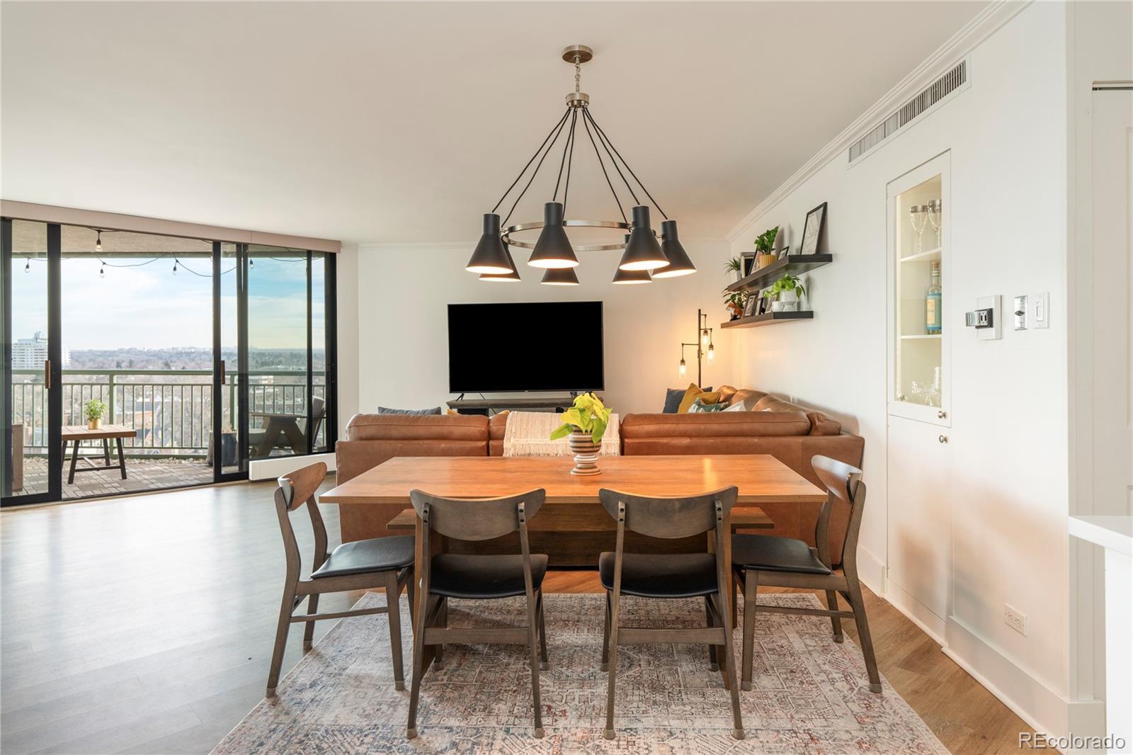 Photo of Listing #9165297