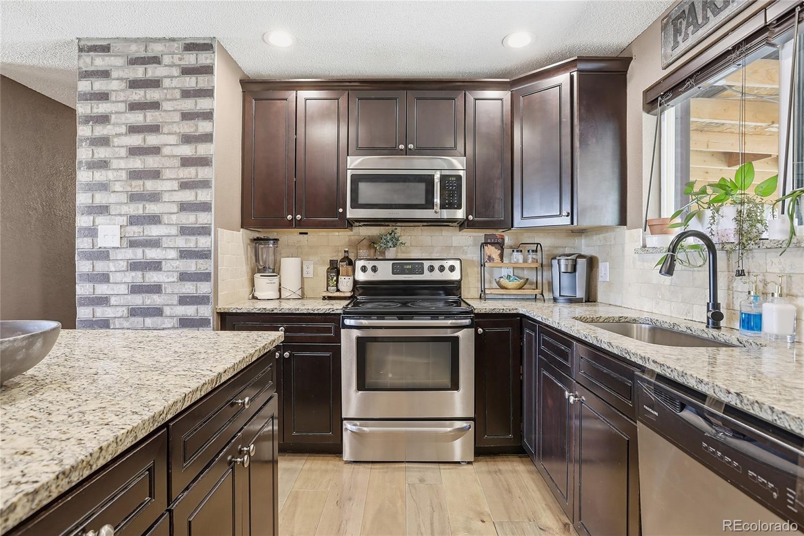 Photo of Listing #9201996