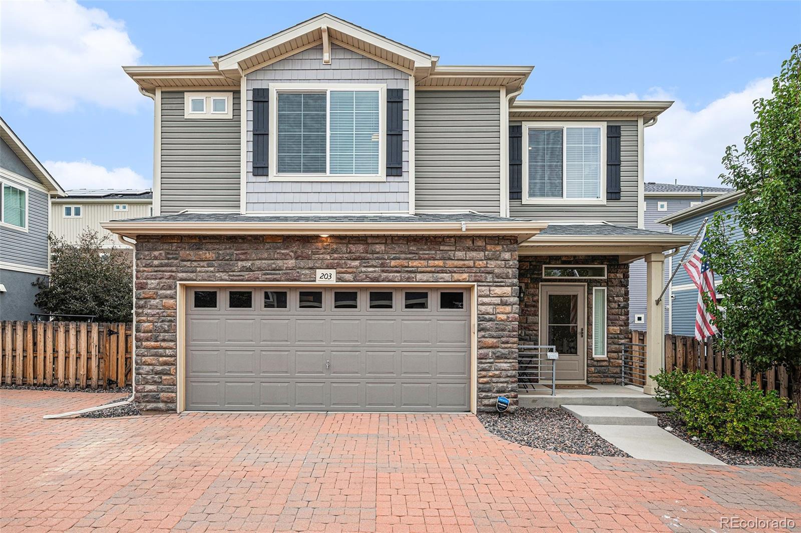 Photo of Listing #9236814