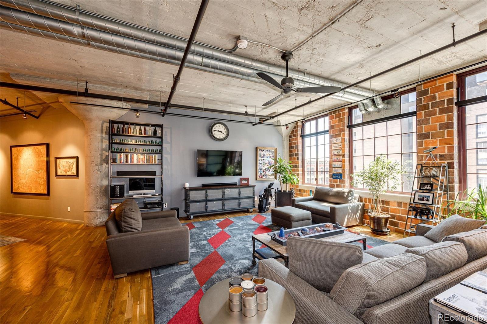 Photo of Listing #9249963