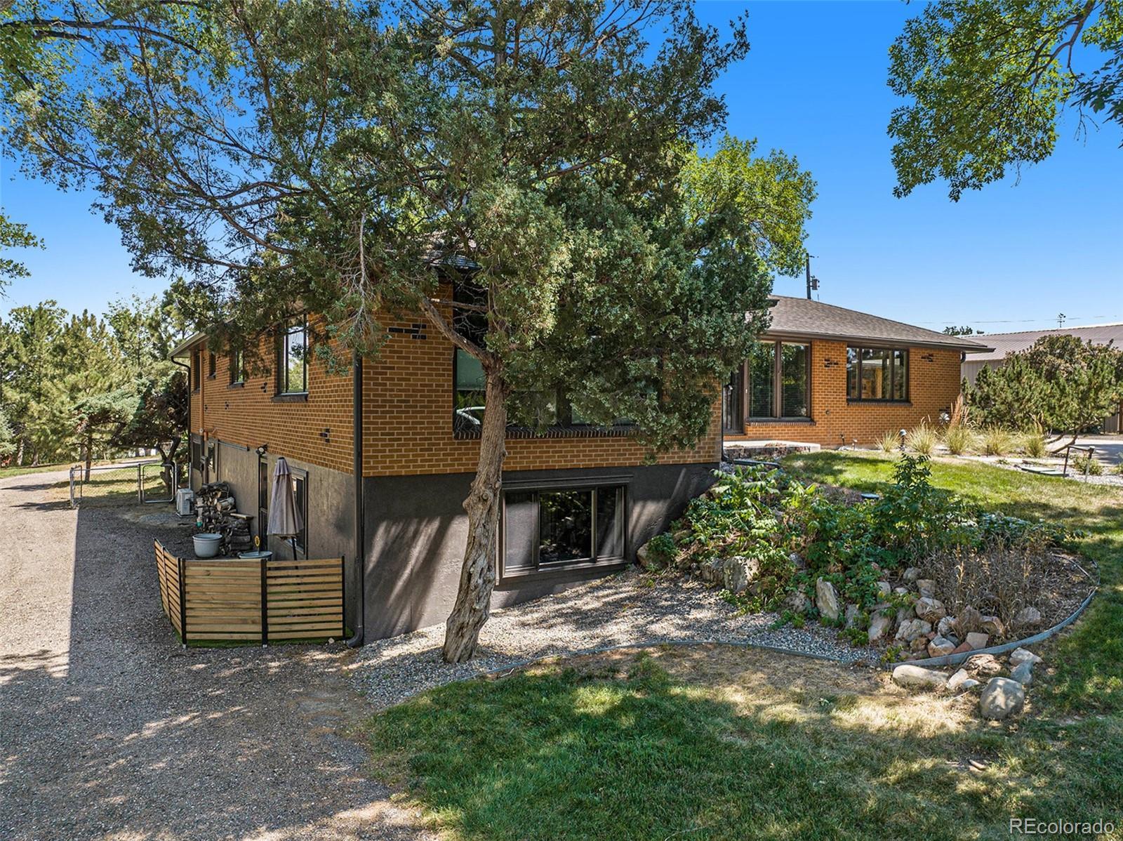 Photo of Listing #9275877