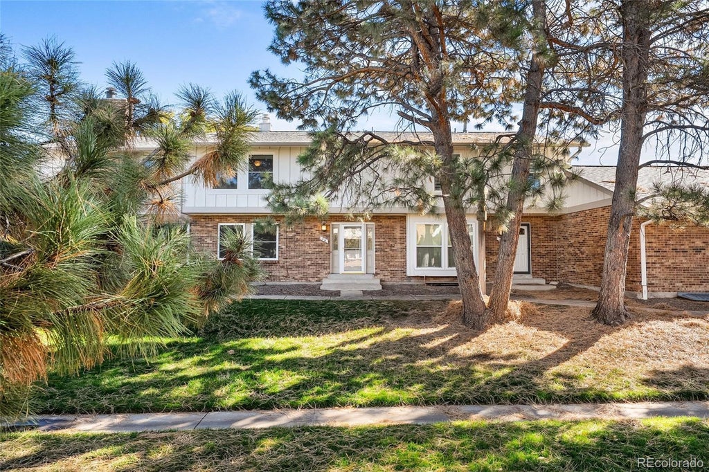 10228 E Jewell Avenue 26, Aurora