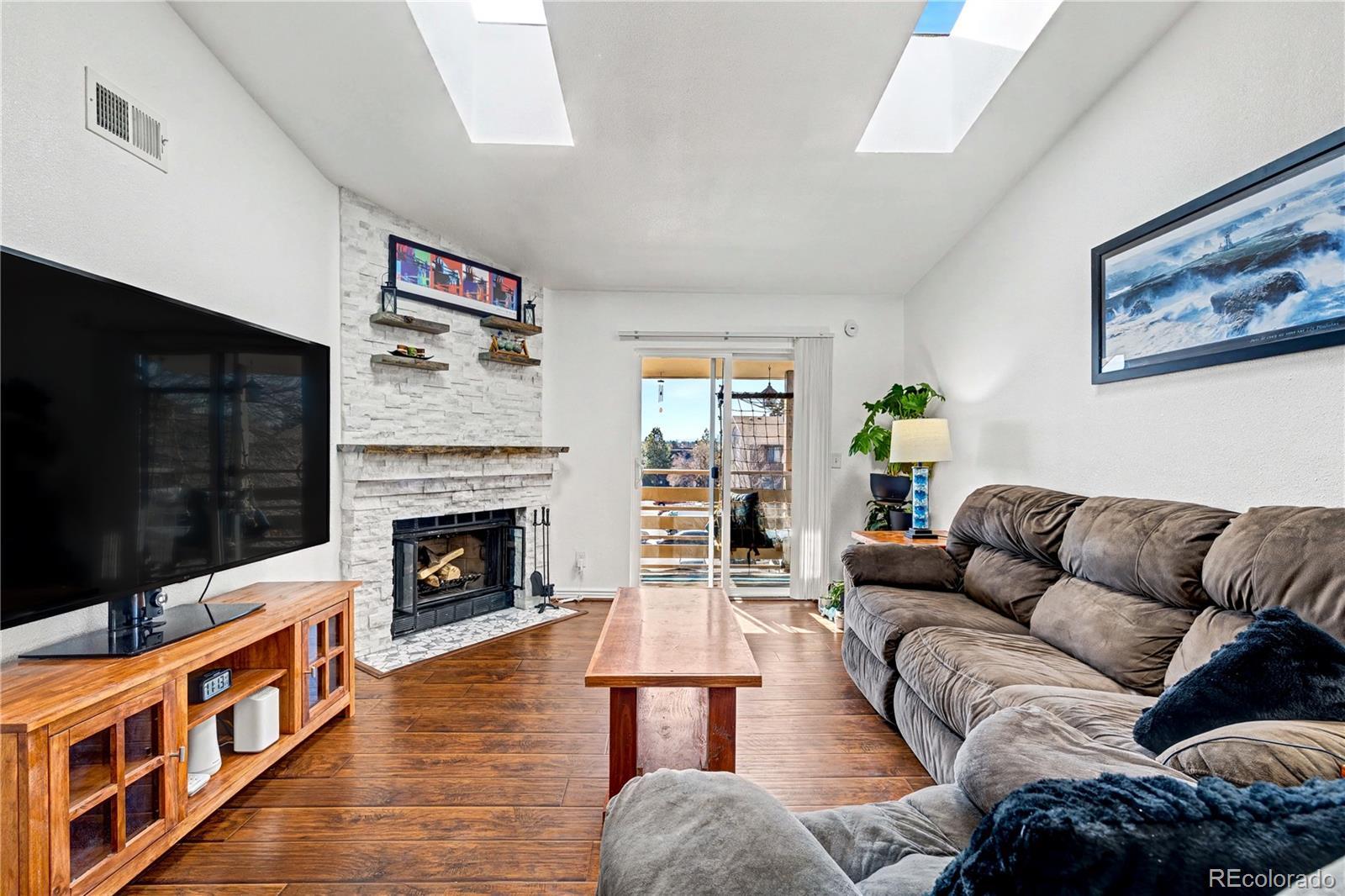 Photo of Listing #9298106