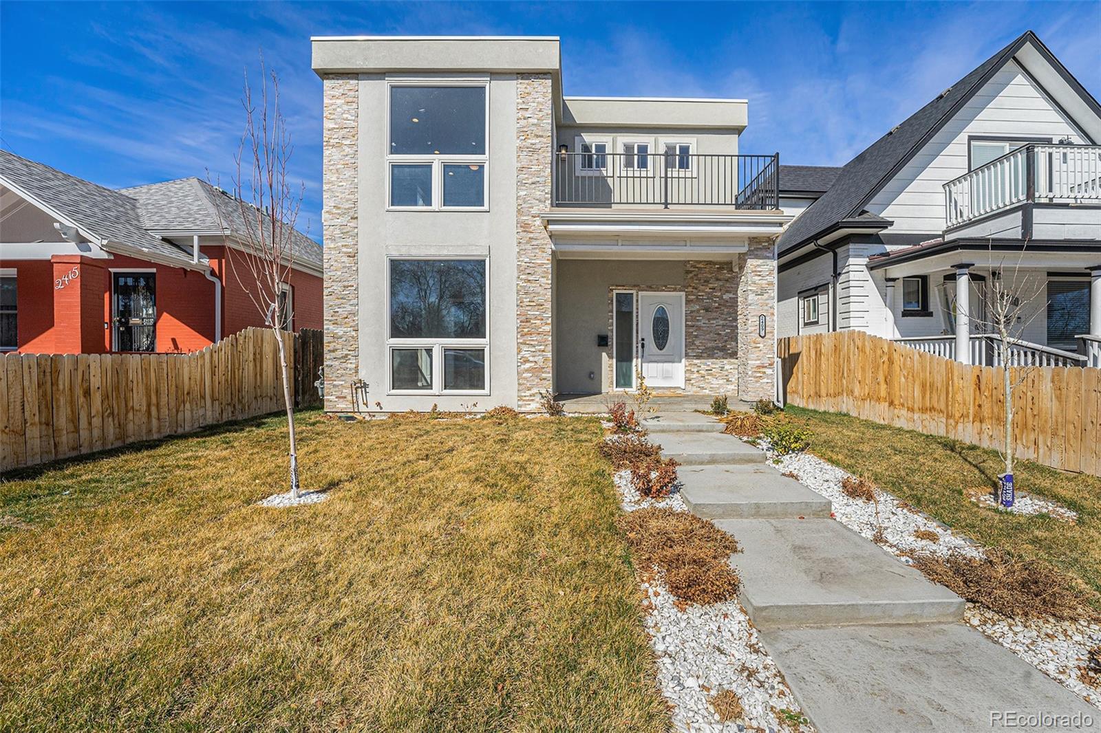 Photo of Listing #9300947