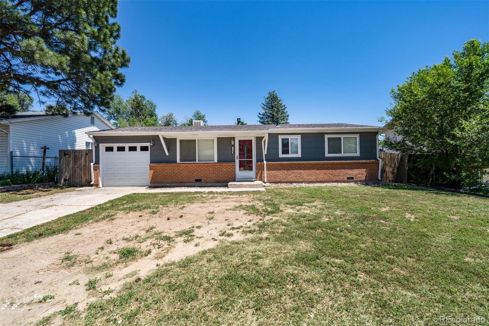 Photo of Listing #9318397