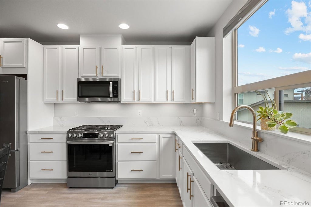 9110 E 52nd Drive, Denver