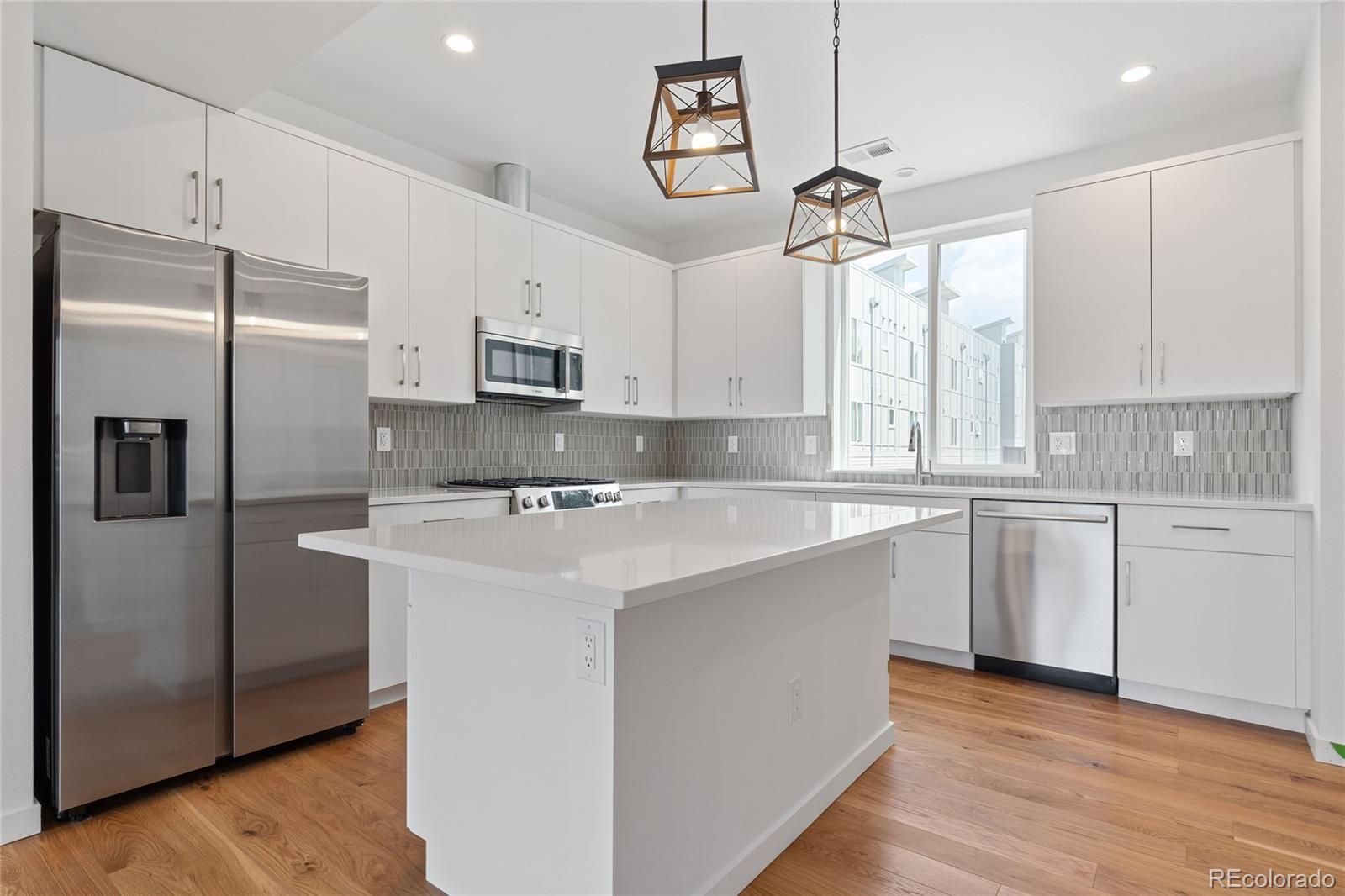 Photo of Listing #9396148