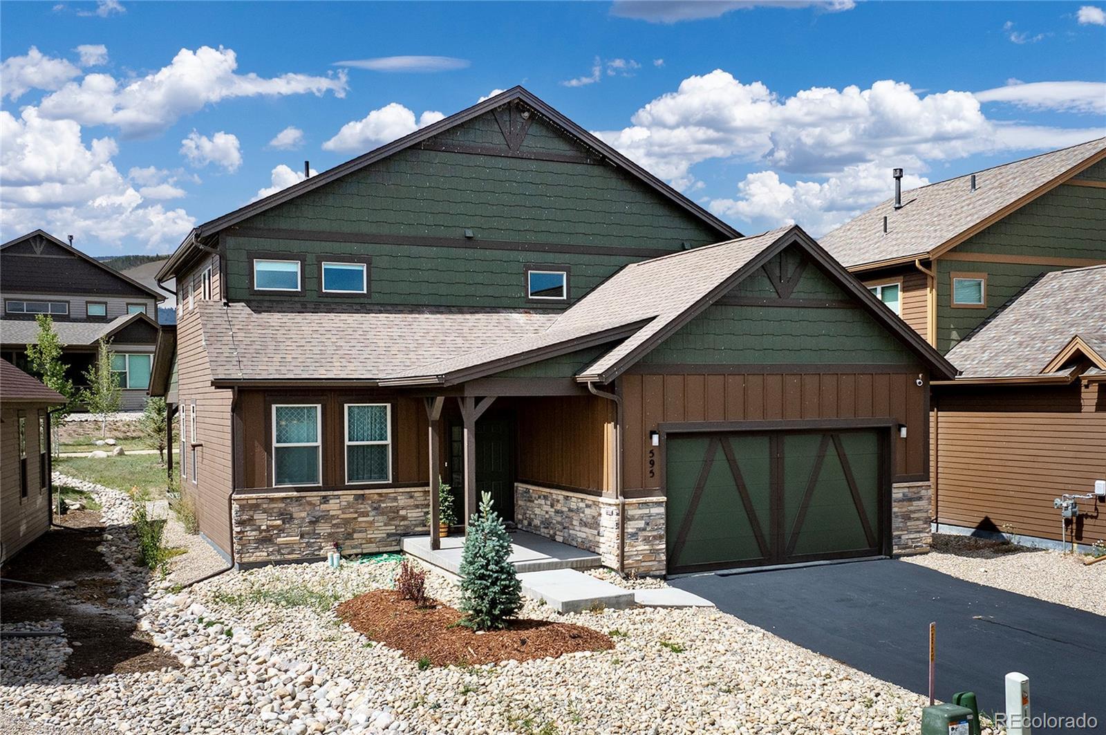 Photo of Listing #9448296