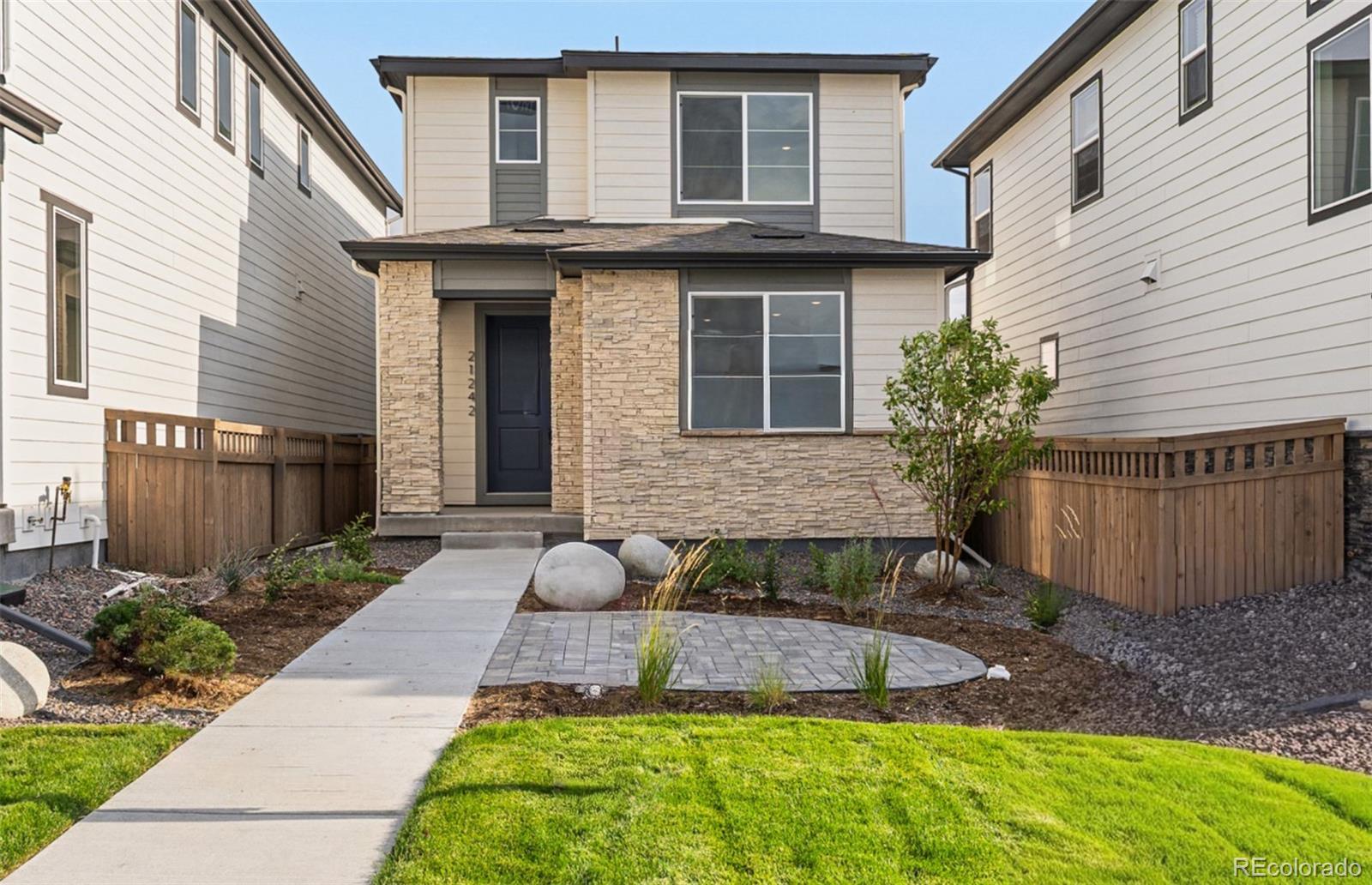 Photo of Listing #9469489