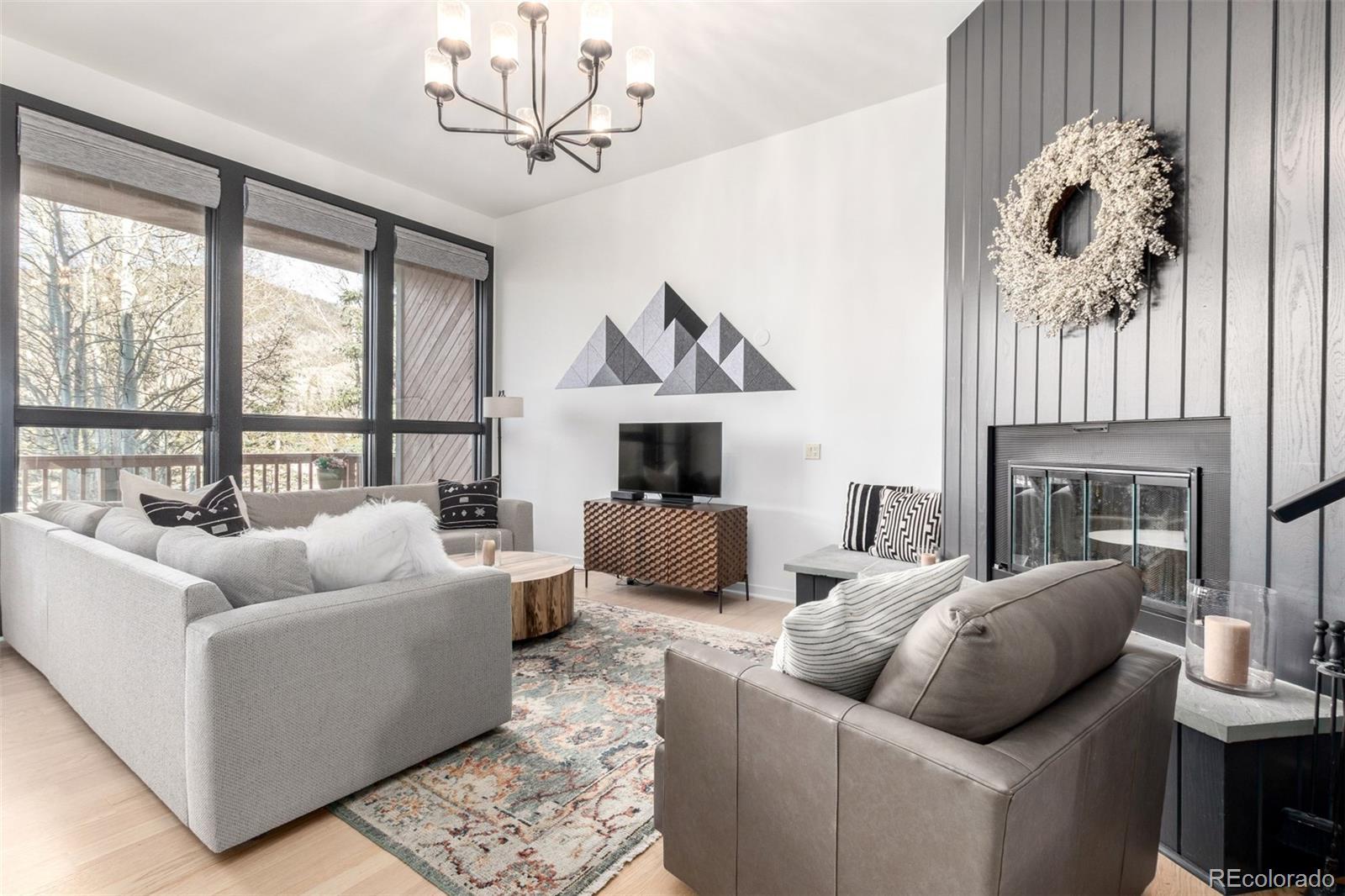 Photo of Listing #9470405